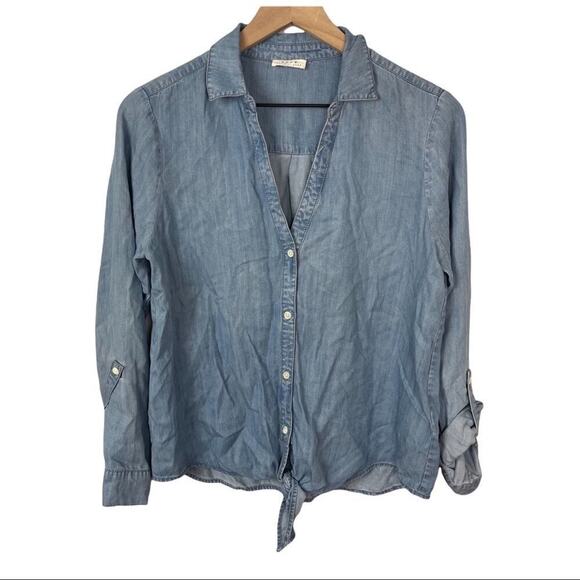Soft Joie Tops - Soft Joie Size M Crystal Chambray Button Top Up V-Neck Tie Front 100% Lyocell